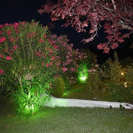 Sani Residence Villa Buitenkant foto